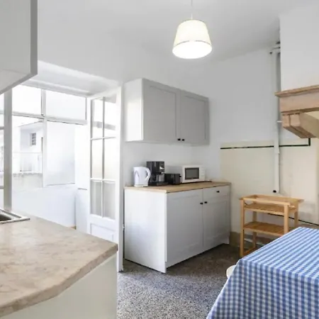 Brand New Fully Furnished Just 20 Meters From Anjos Metro Station - 5 * Lisbona